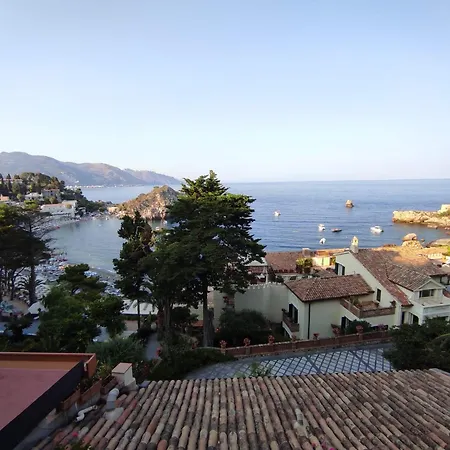 La Terrazza Sulla Meraviglia Apartment *